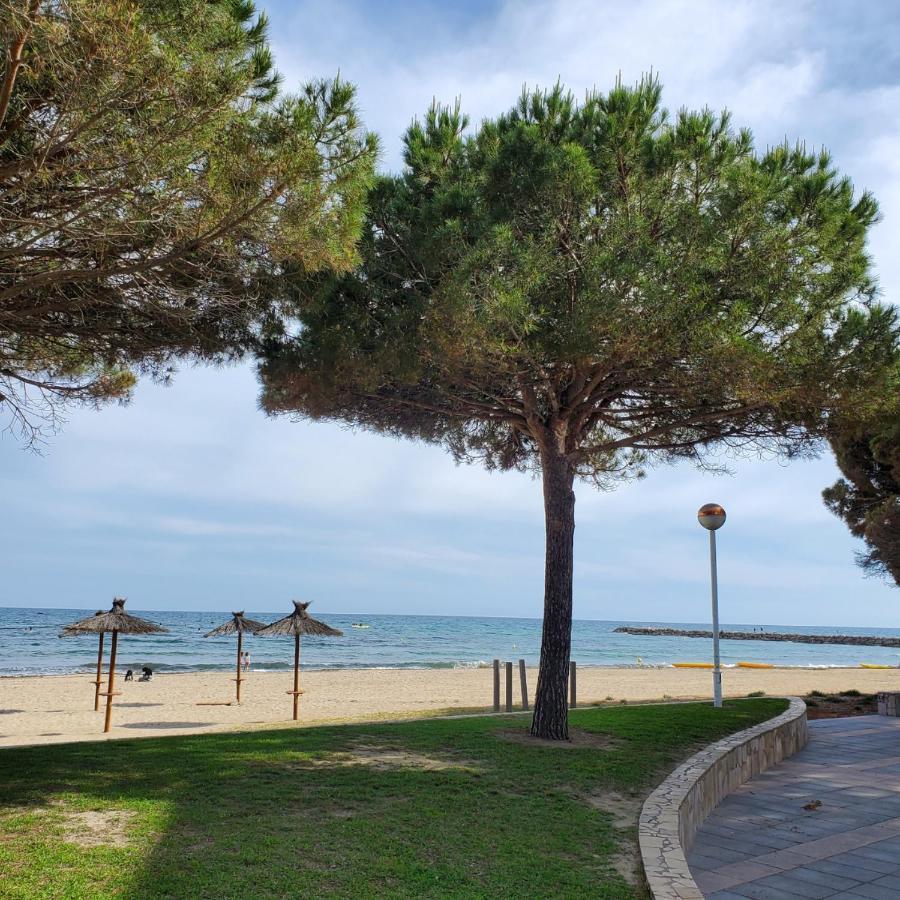 Appartamento Apart Del Sol Cambrils Esterno foto